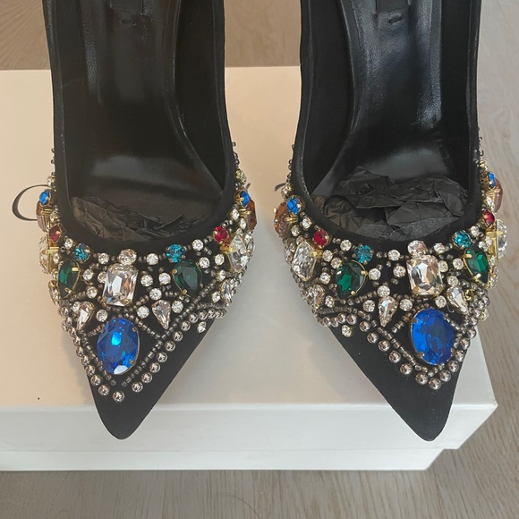 Brand New Never Worn Casadei Blade Pumps with Gorgeous Jewel Embellishments - Picture 4 of 13